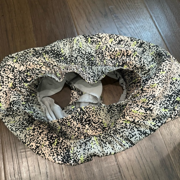 BCBGeneration Shorts - Picture 3 of 10